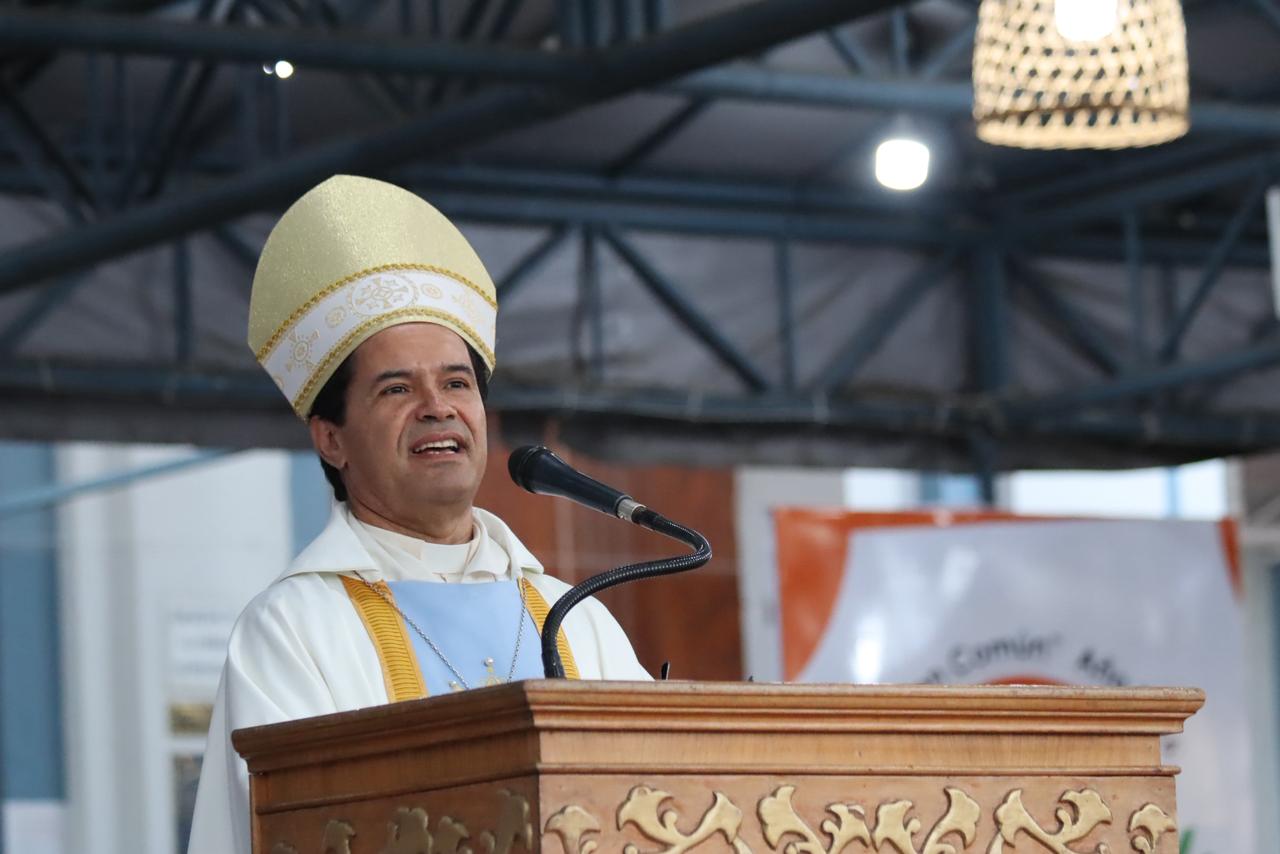 Mons. Amancio Benítez llama a cuidar la salud integral del pueblo y de quienes lo atienden